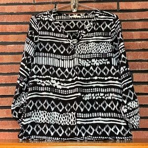 Under Skies Black & White Blouse SZ-S